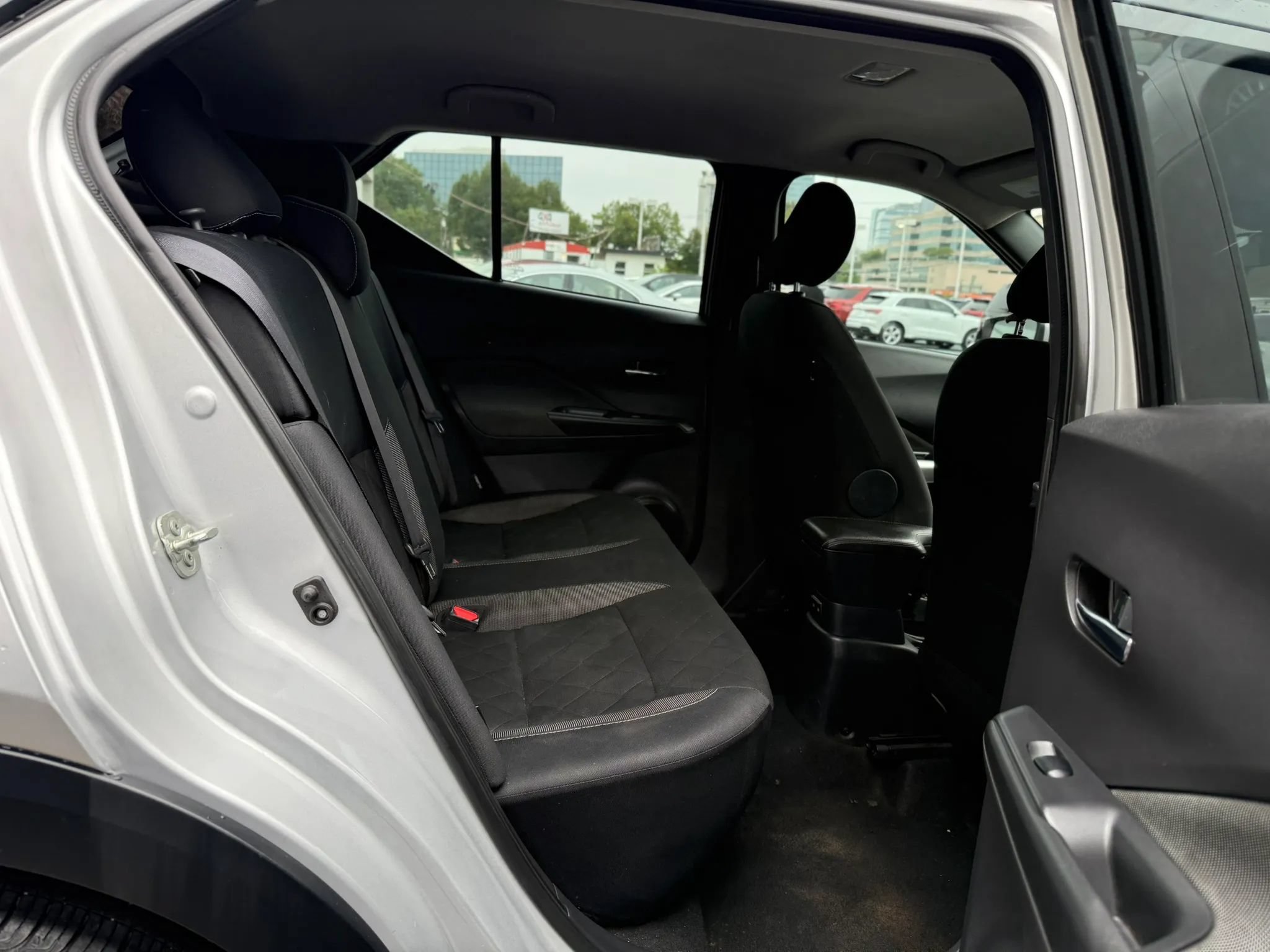 Used 2020 Nissan Kicks SV FWD image 26