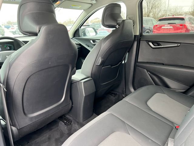 Used 2023 Kia Niro LX image 26
