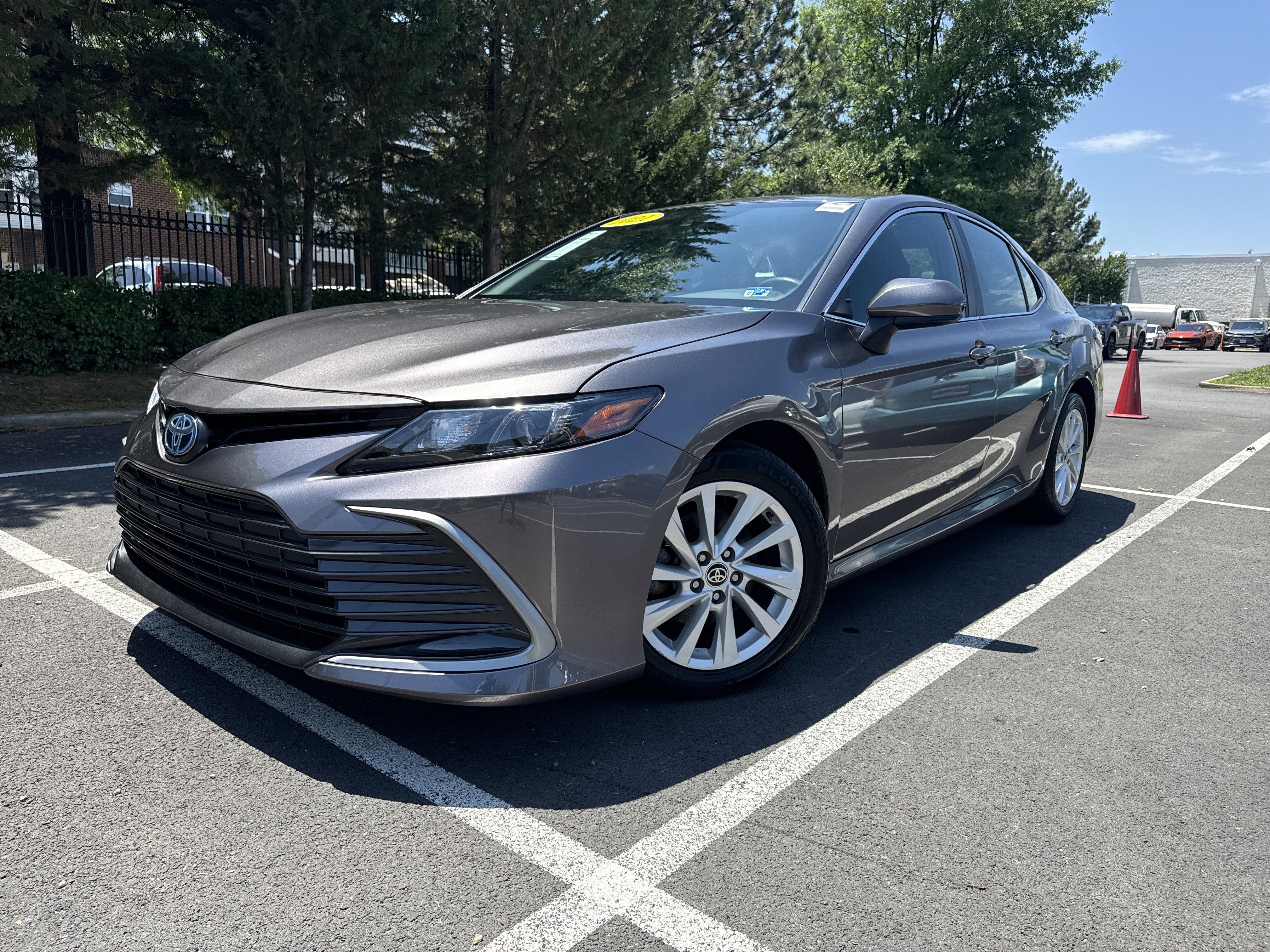 Used 2021 Toyota Camry LE FWD image 1
