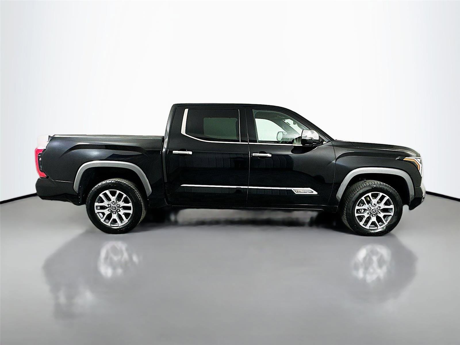 Used 2023 Toyota Tundra 1794 Edition AWD/4WD image 18