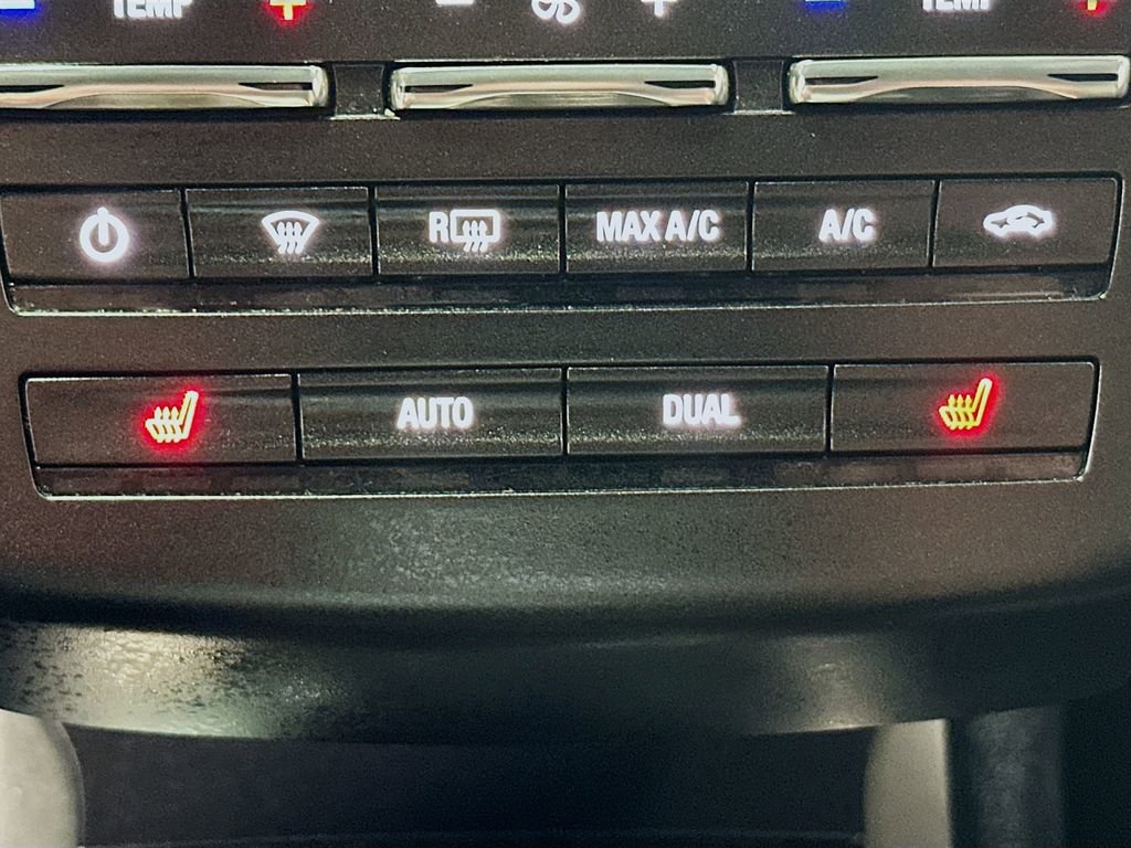 Used 2017 Lincoln MKC Select w/ Select Plus Package FWD image 21