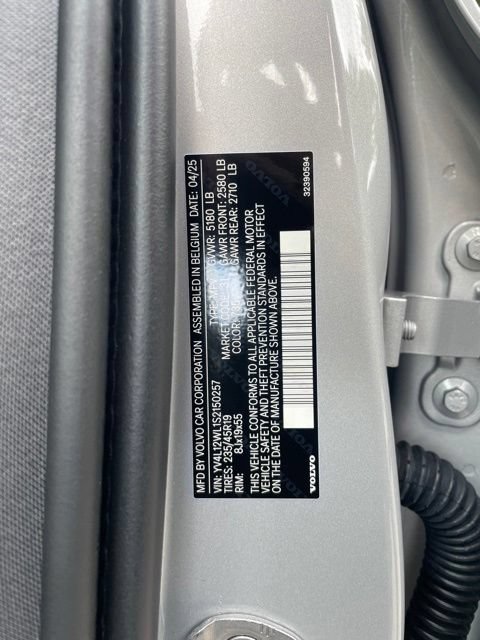 Certified 2025 Volvo V60 B5 Cross Country Ultra AWD/4WD image 27