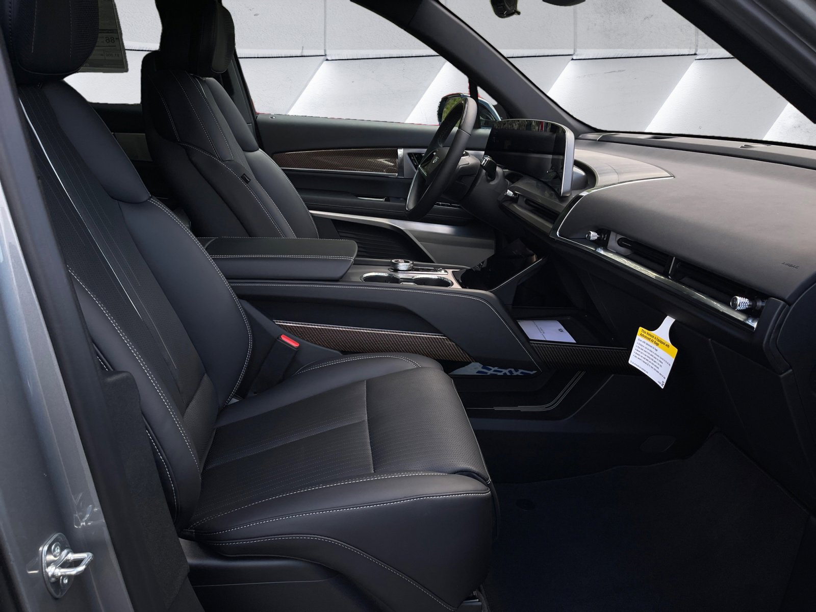 New 2026 Cadillac Vistiq Sport image 16