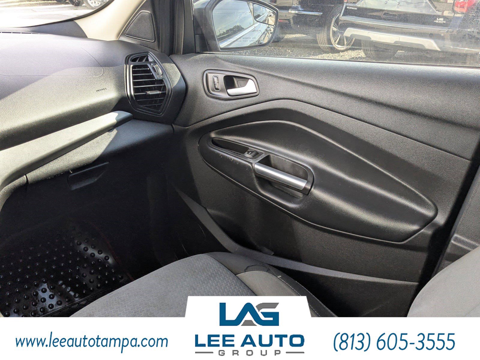 Used 2017 Ford Escape SE image 14