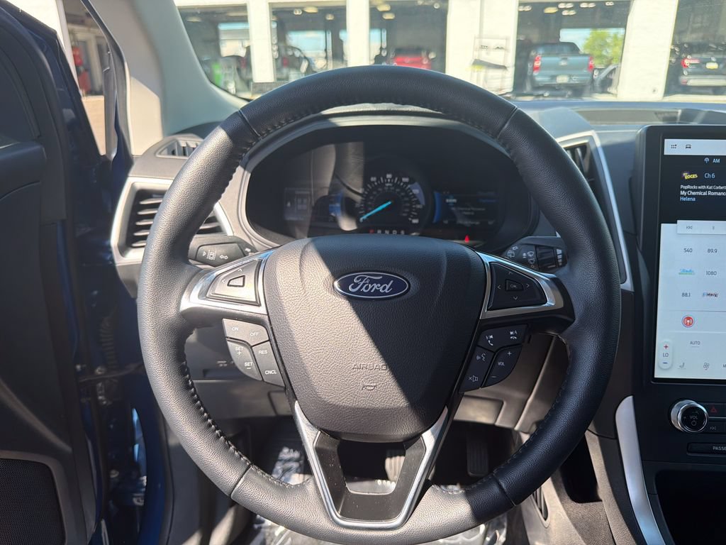 Used 2023 Ford Edge SEL w/ Convenience Package AWD/4WD image 21