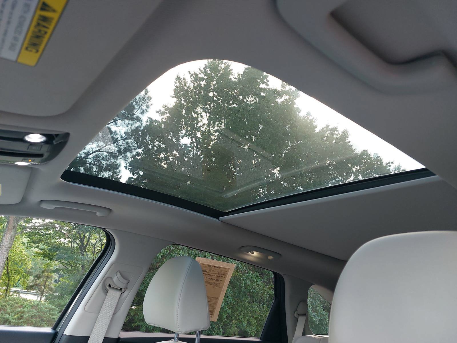 Used 2024 Kia Sorento S w/ Panoramic Sunroof Package FWD image 29