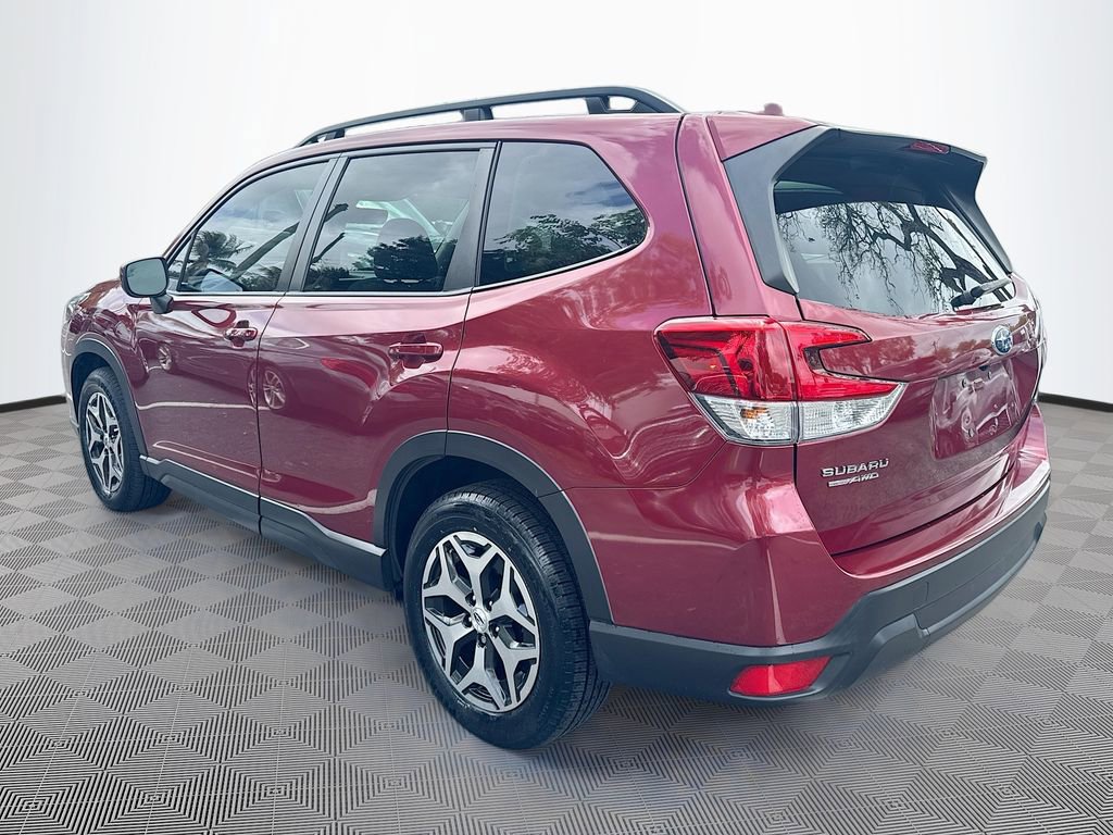 Used 2023 Subaru Forester Premium image 8