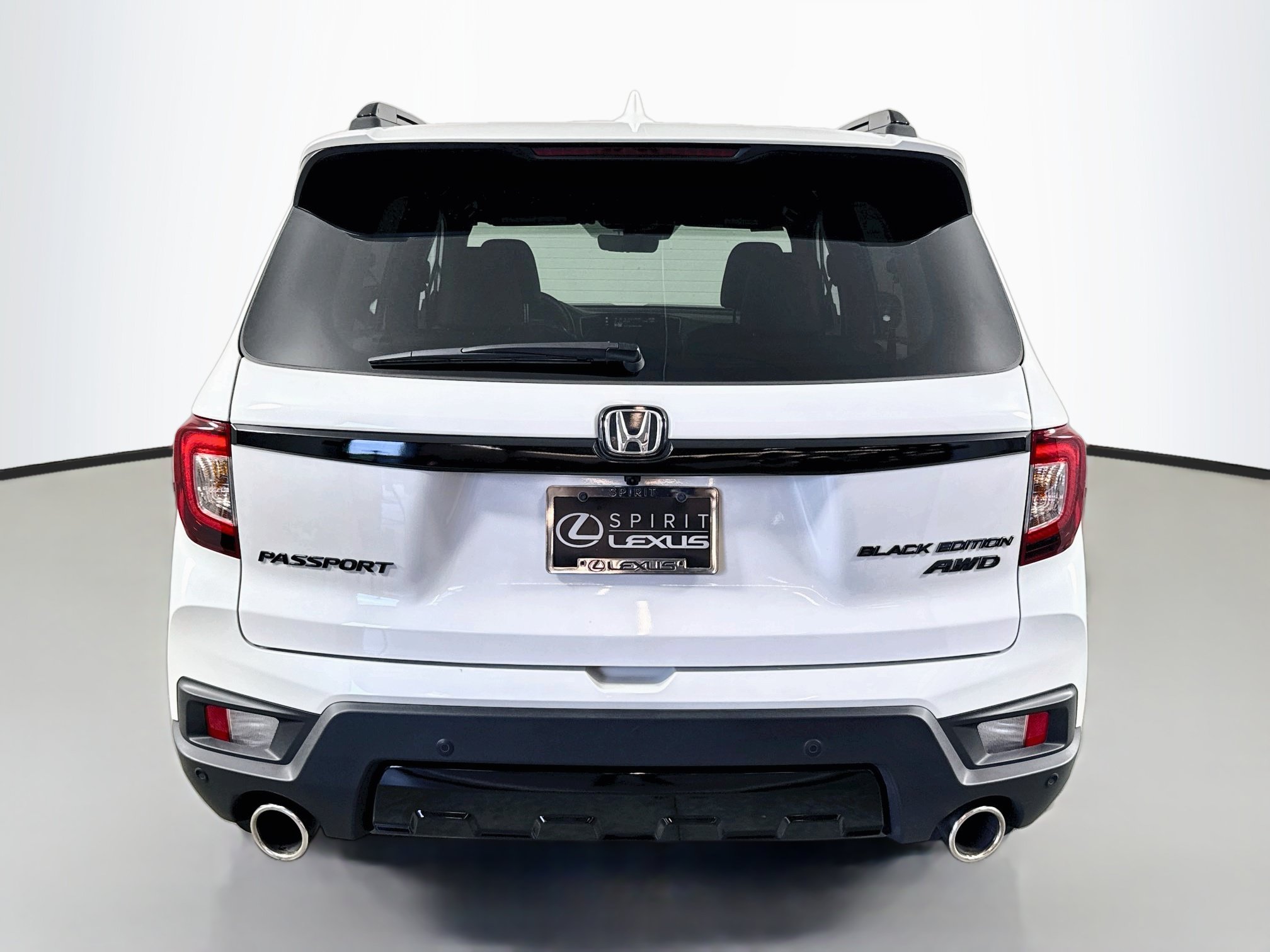 Used 2025 Honda Passport Black Edition image 6