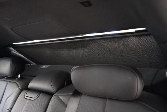 Used 2025 BMW 740i xDrive image 36