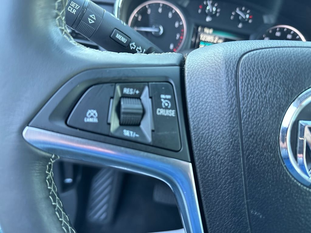 Used 2018 Buick Encore Preferred image 17