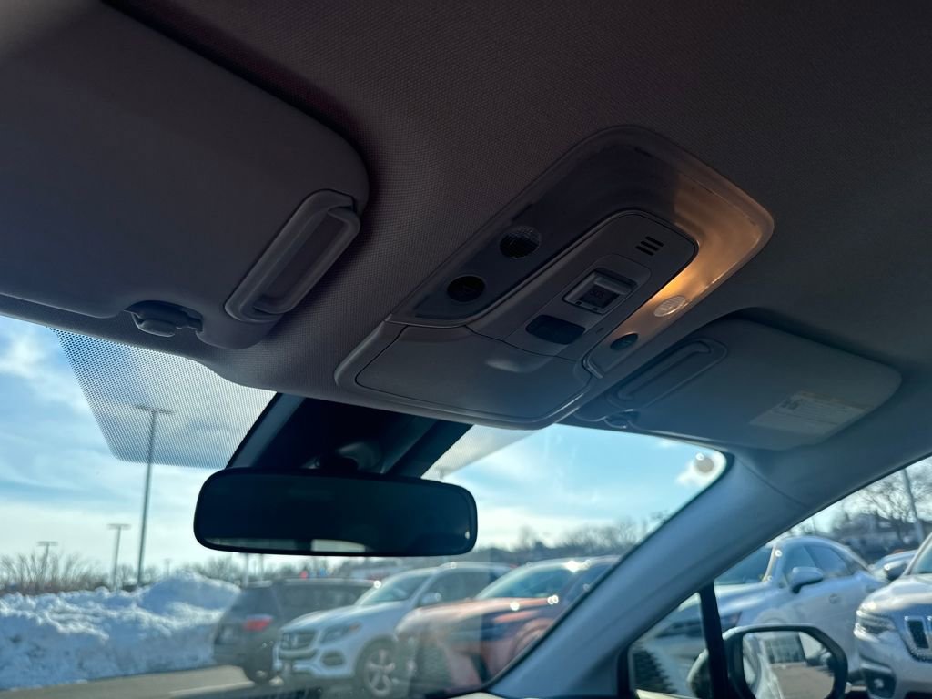 Used 2021 Toyota Prius Prime XLE image 30