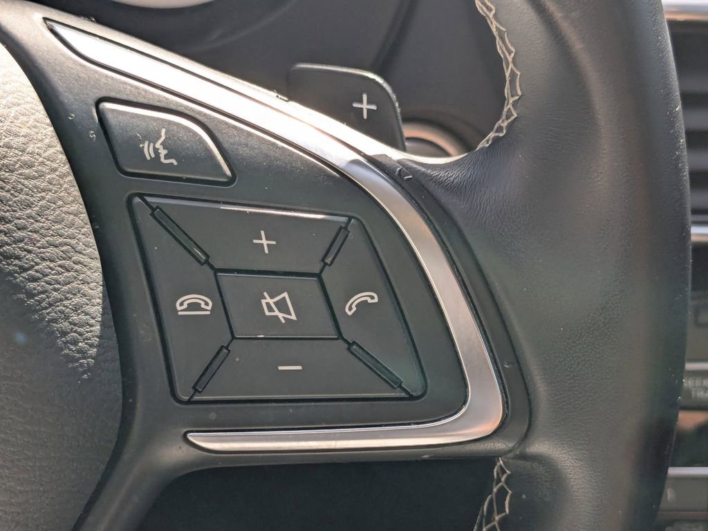 Used 2018 INFINITI QX30 image 14