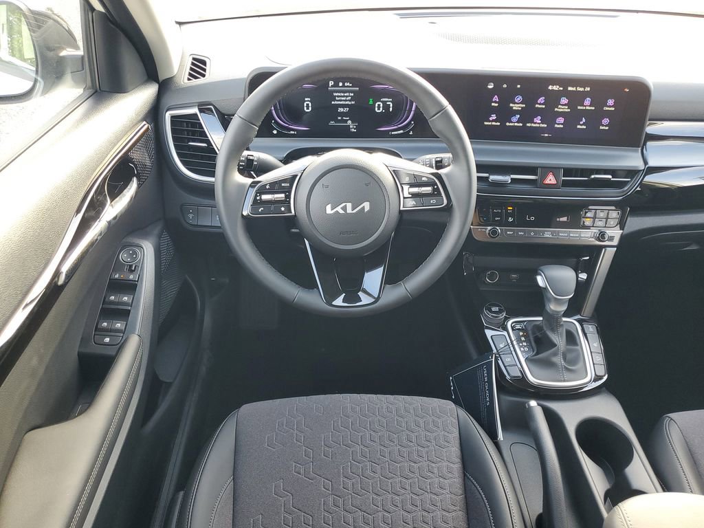 New 2026 Kia Seltos S image 24