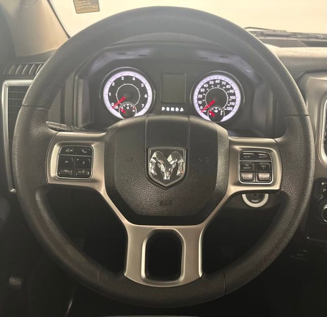 Used 2022 RAM 1500 Classic SLT image 21