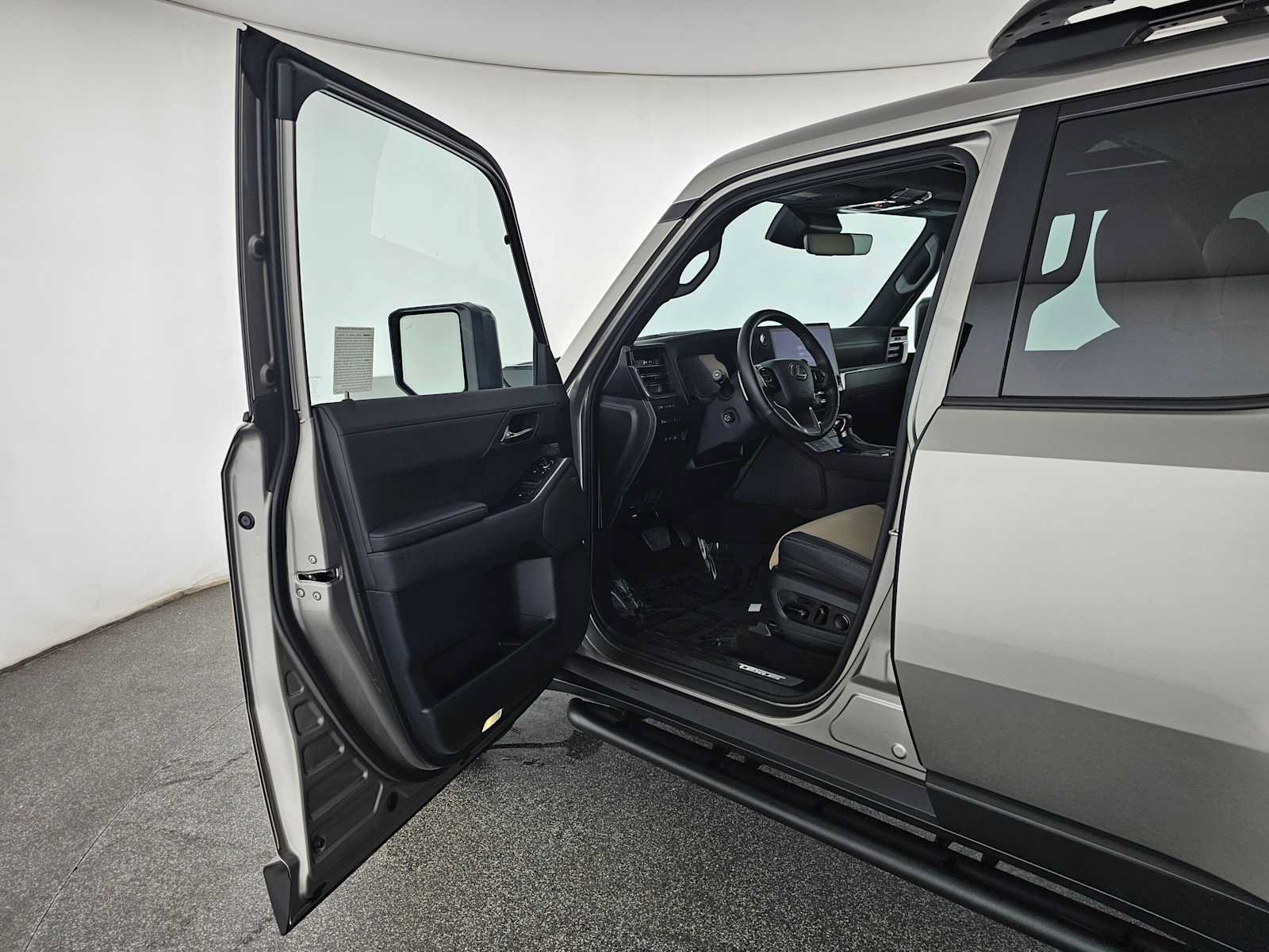 Certified 2024 Lexus GX 550 AWD/4WD image 19