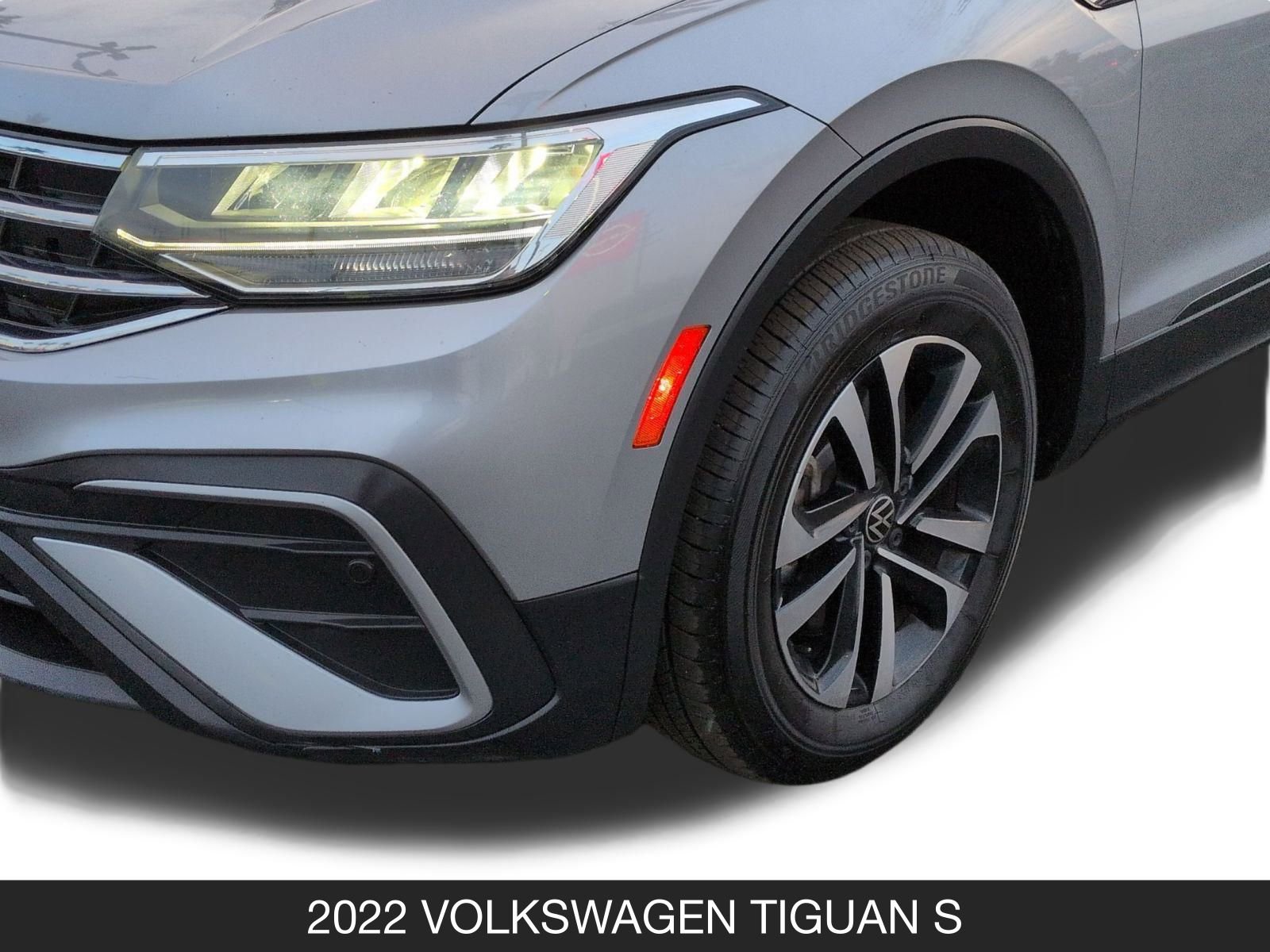 Used 2022 Volkswagen Tiguan S image 11
