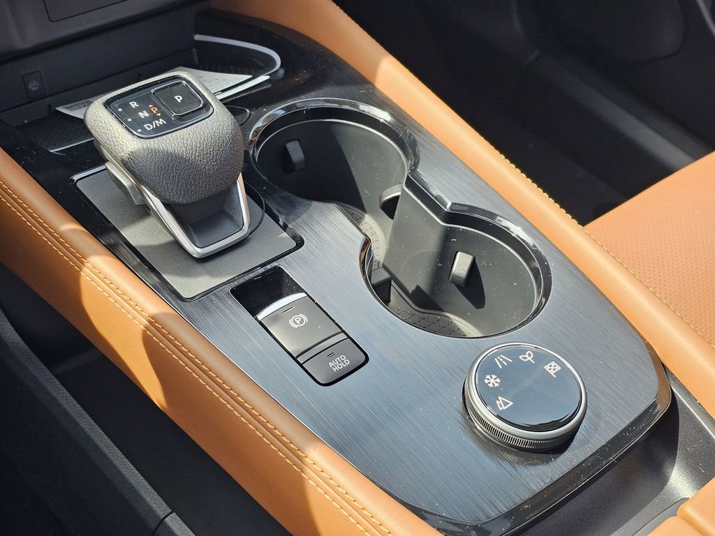 New 2026 Nissan Rogue Platinum w/ Platinum Premium Package AWD/4WD image 18