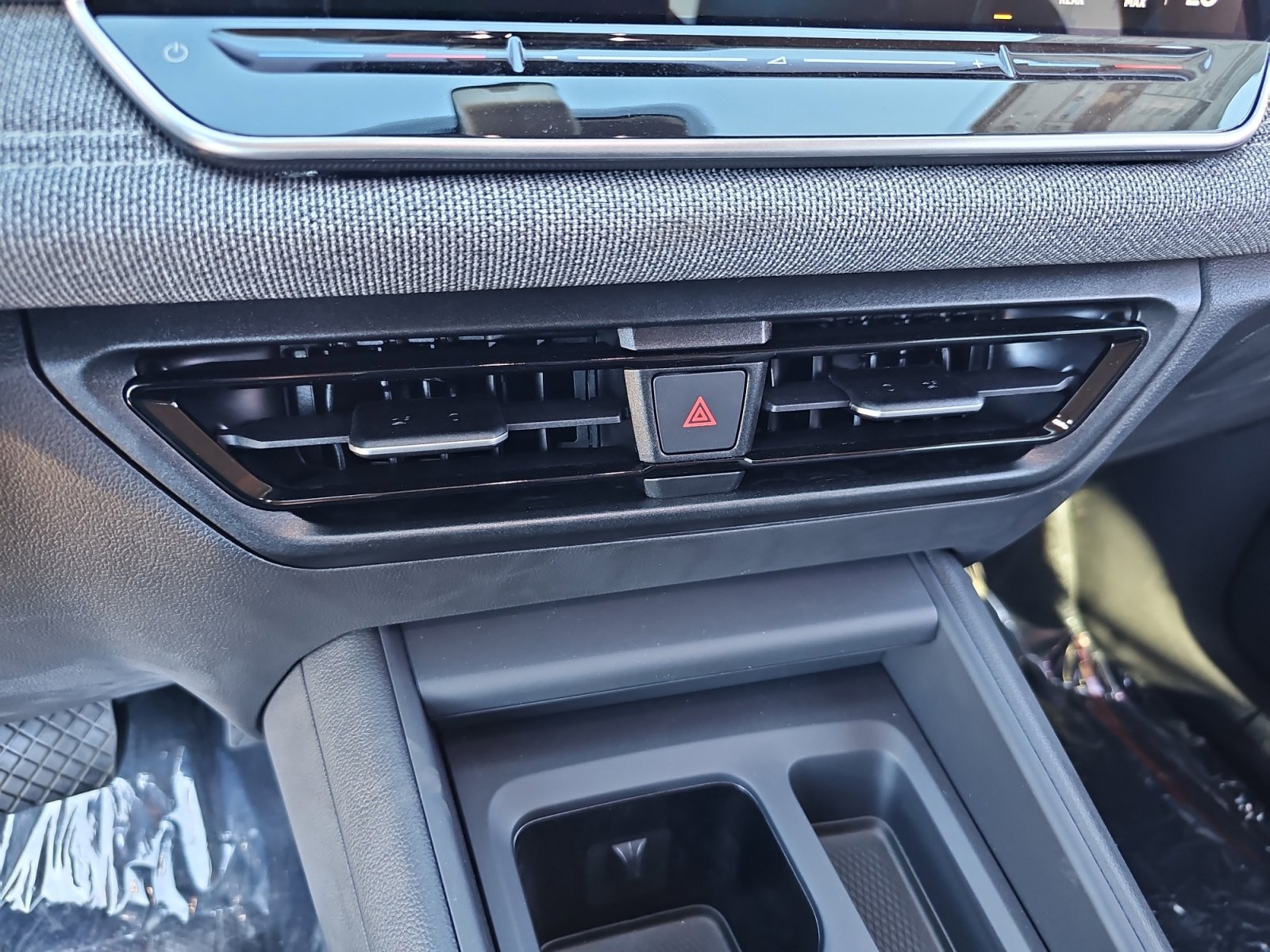 New 2025 Volkswagen Tiguan S image 12