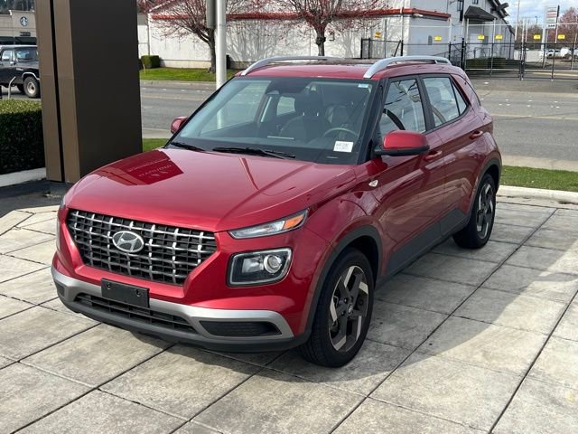 Certified 2025 Hyundai Venue SEL image 3