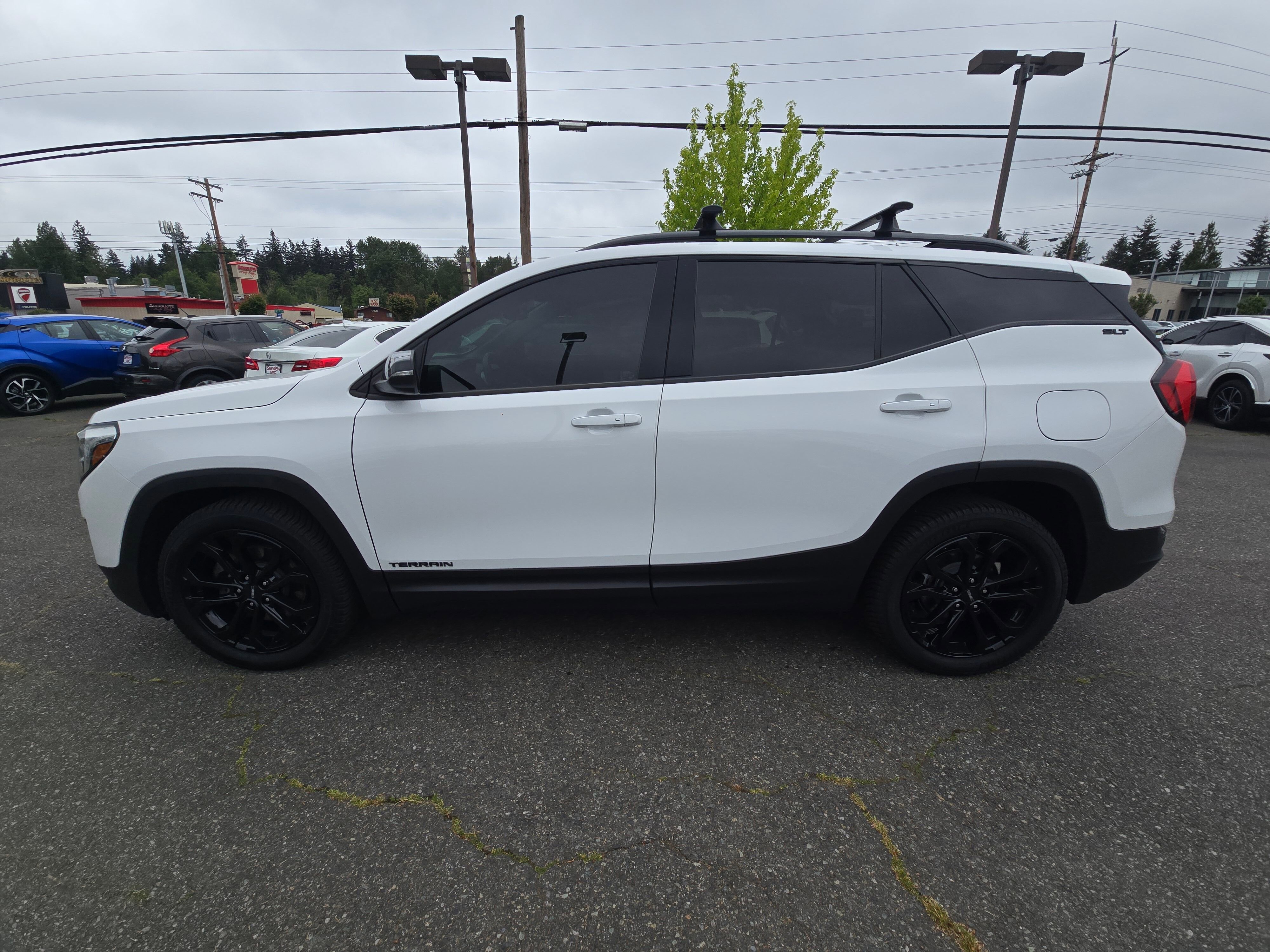 Used 2020 GMC Terrain SLT w/ Preferred Package AWD/4WD image 6