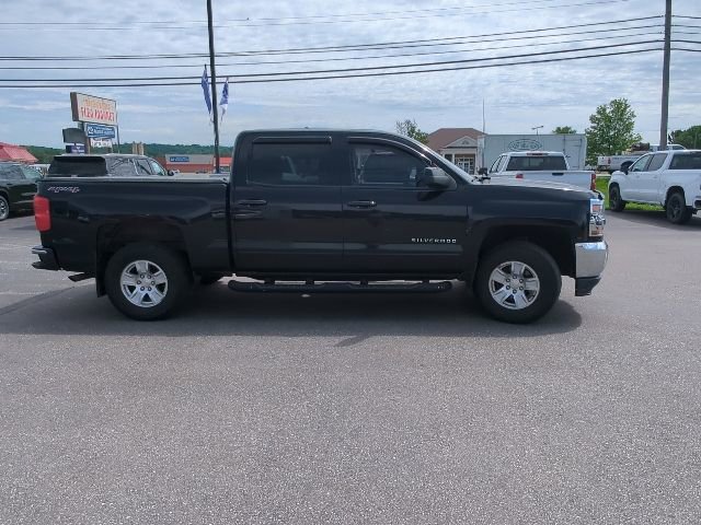 Used 2017 Chevrolet Silverado 1500 LT w/ All Star Edition AWD/4WD image 25
