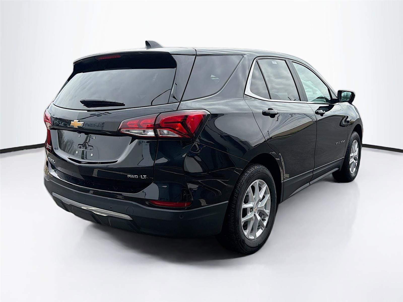 Used 2024 Chevrolet Equinox LT image 7