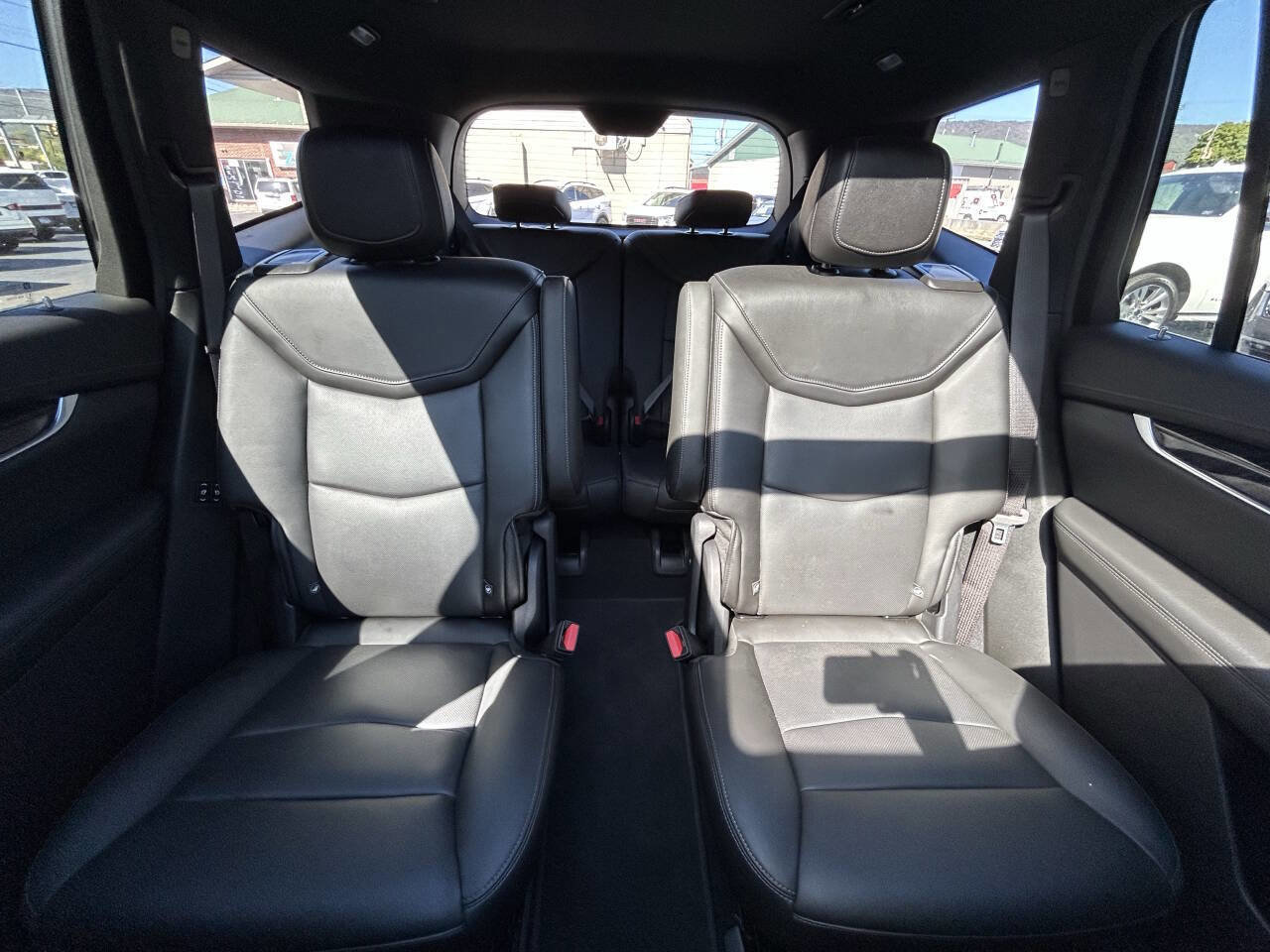 Used 2022 Cadillac XT6 Premium Luxury w/ Technology Package image 31