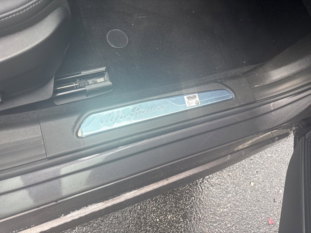 Used 2024 Alfa Romeo Giulia Ti image 35