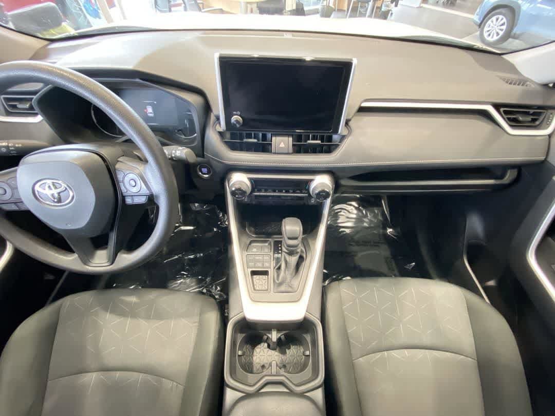 Certified 2025 Toyota RAV4 XLE AWD/4WD image 23