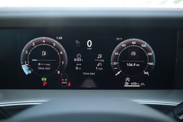 New 2026 Volkswagen Tiguan SE image 13