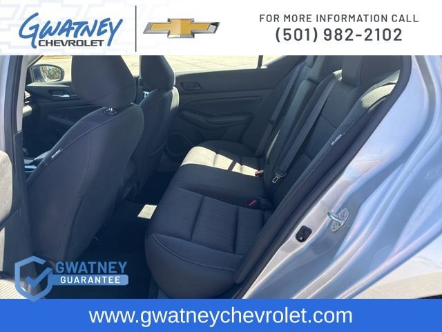 Used 2024 Nissan Altima 2.5 SV FWD image 29