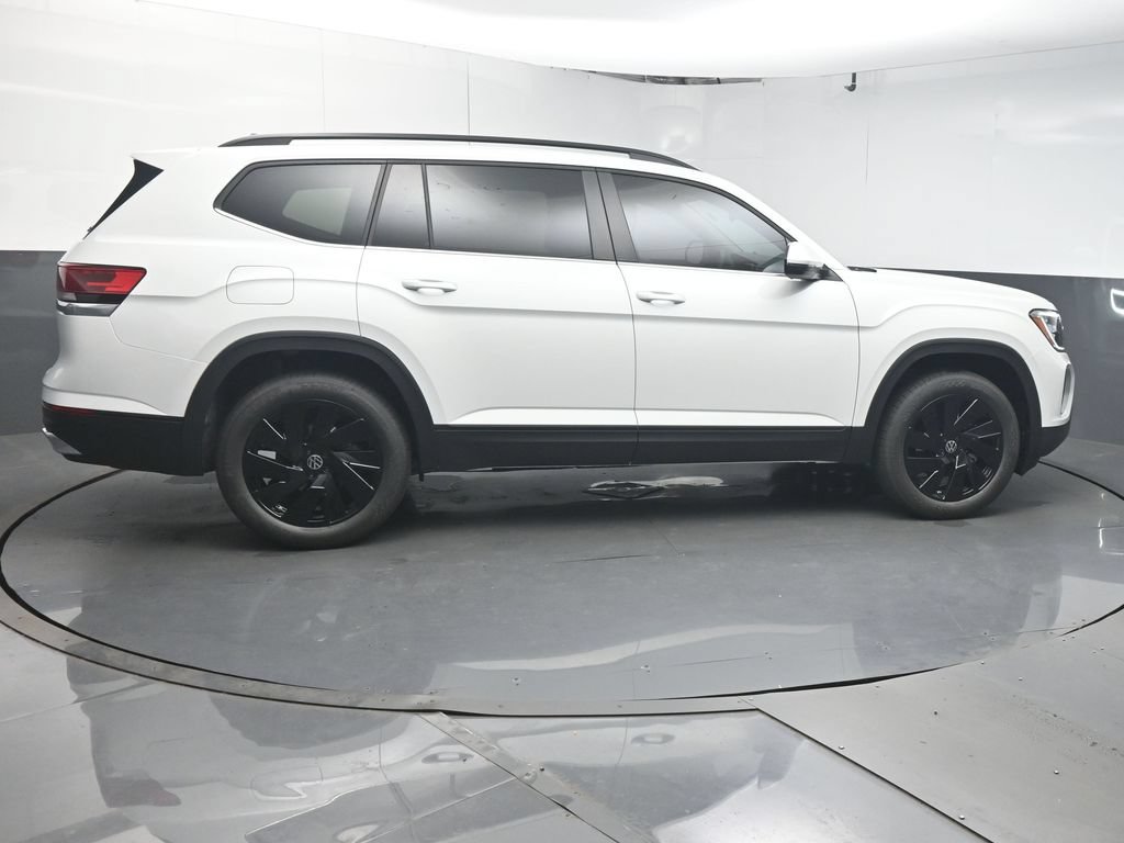 New 2026 Volkswagen Atlas SE FWD image 8
