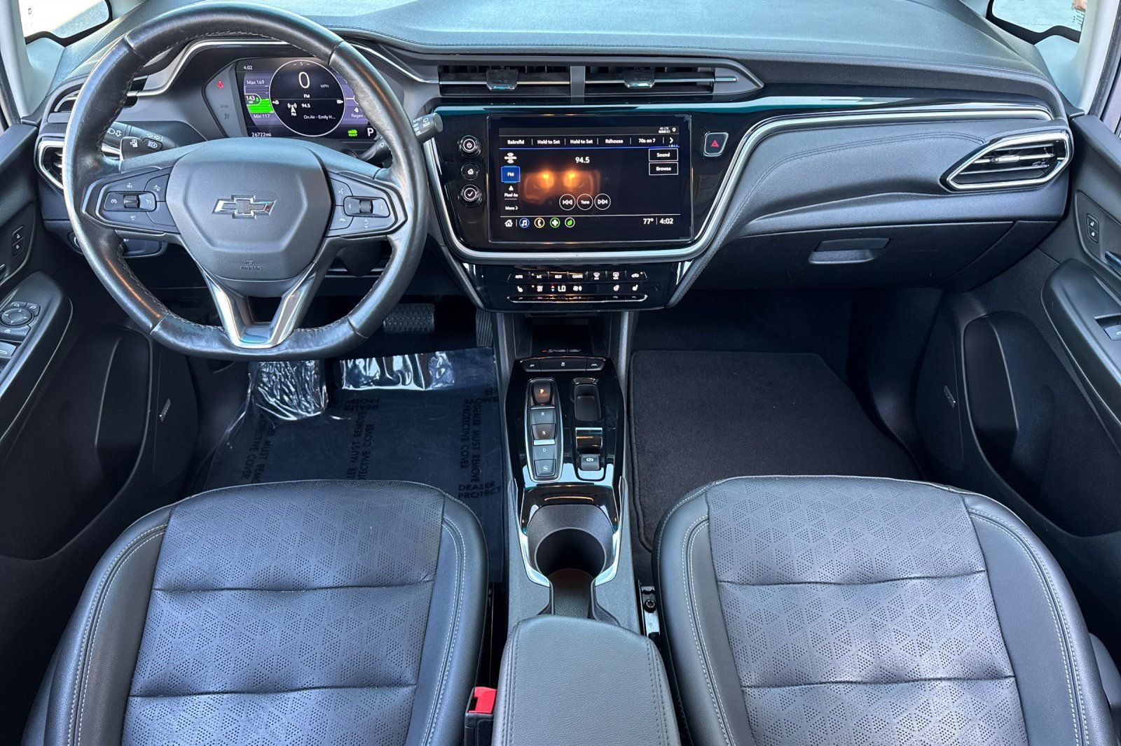 Used 2023 Chevrolet Bolt LT w/ Infotainment Package FWD image 16
