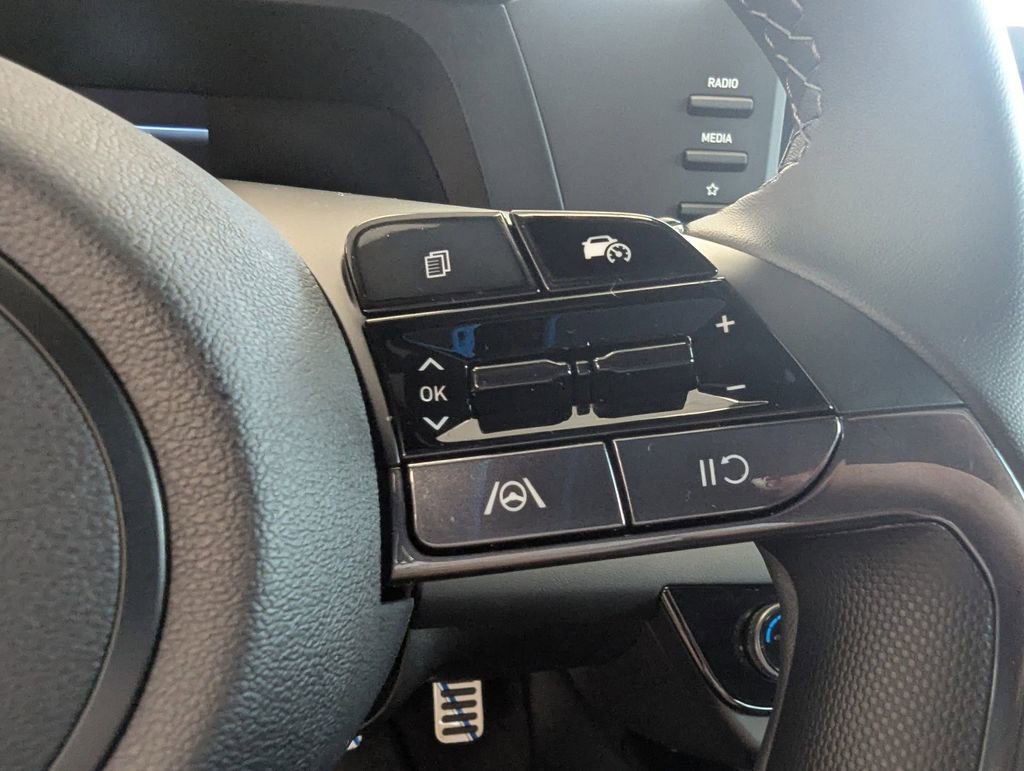 Certified 2026 Hyundai Elantra Sport image 19