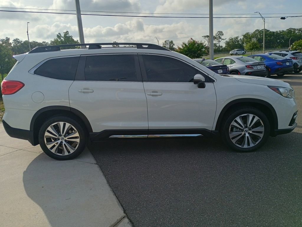 Certified 2022 Subaru Ascent Limited w/ Technology Package AWD/4WD image 4