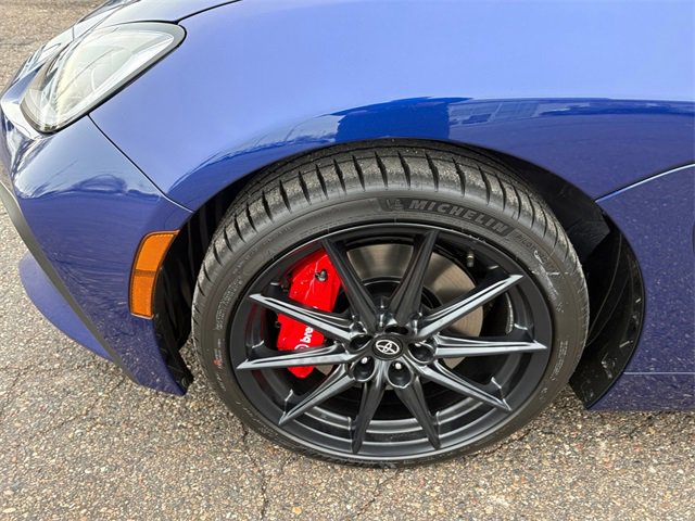 New 2025 Toyota GR86 Premium image 16