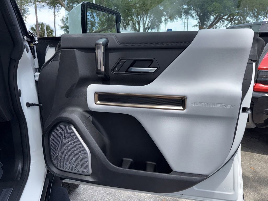 Used 2025 GMC Hummer EV 3X AWD/4WD image 27