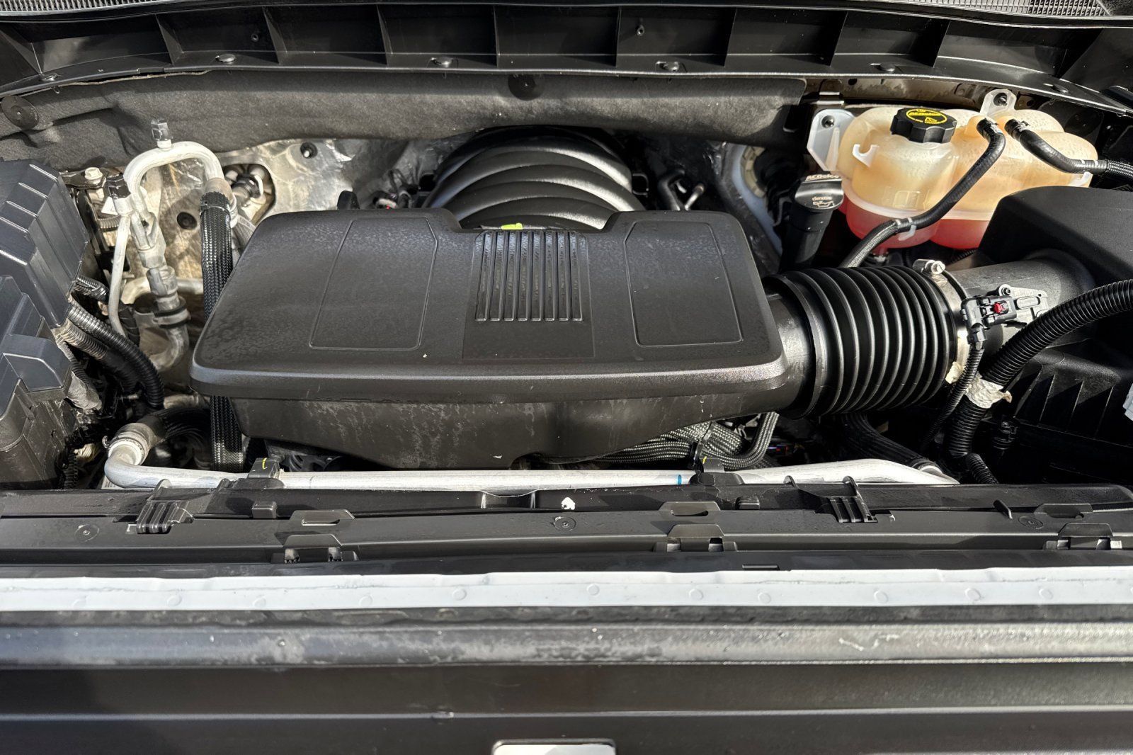 Used 2024 GMC Sierra 1500 SLT AWD/4WD image 54