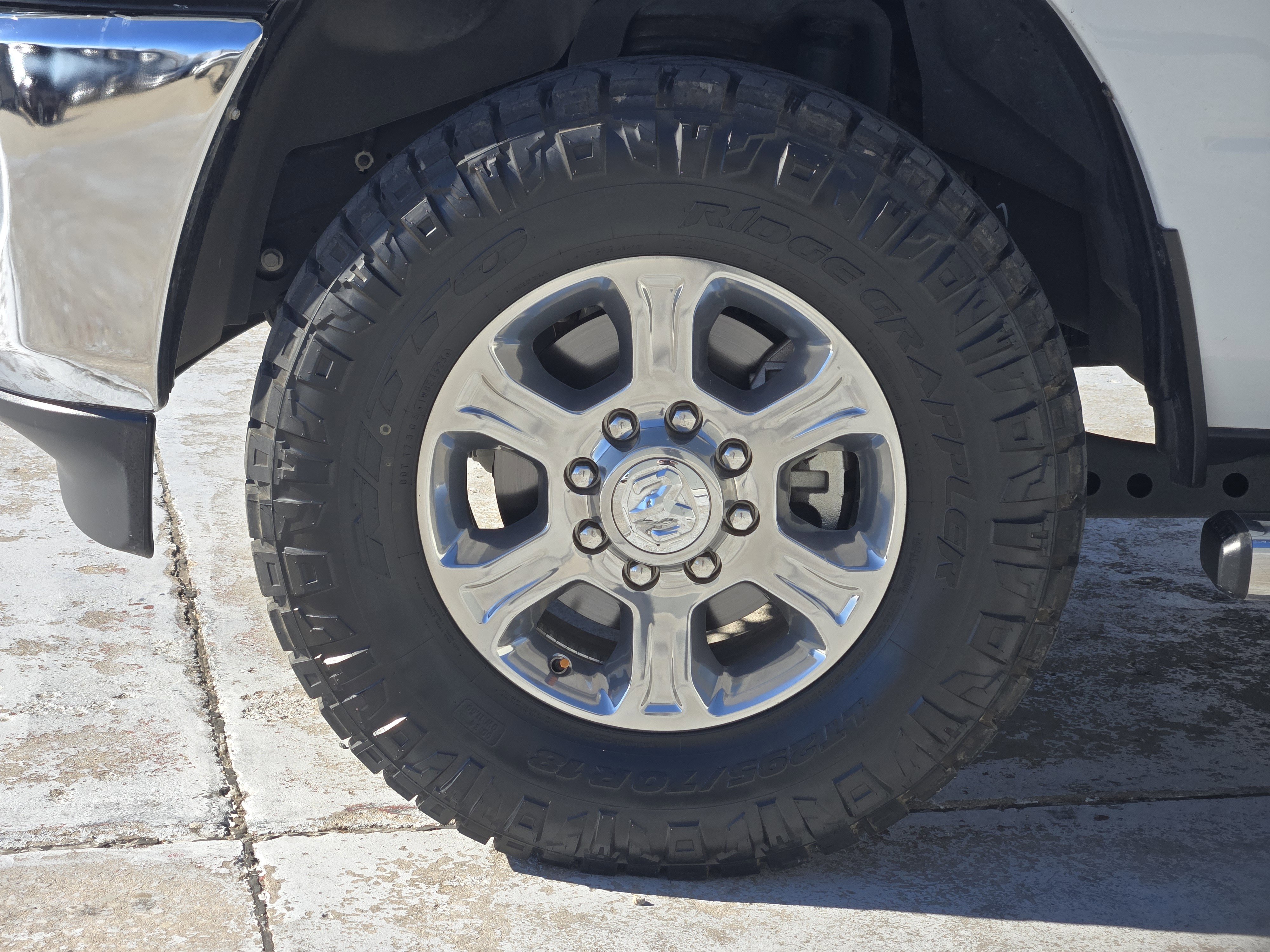 Used 2024 RAM 2500 Big Horn w/ Heated Seats & Wheel Group image 15