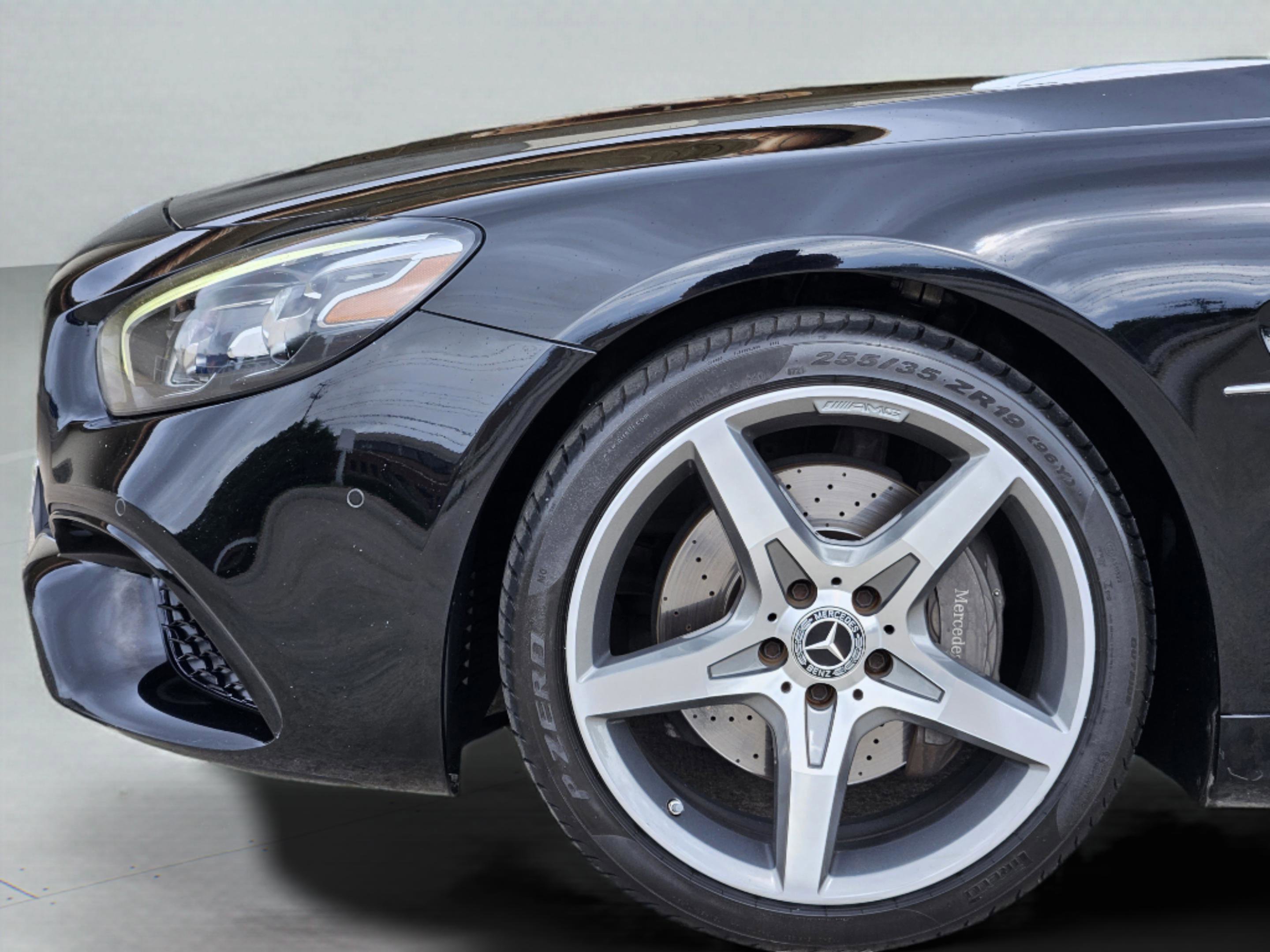 Used 2017 Mercedes-Benz SL 550 image 10