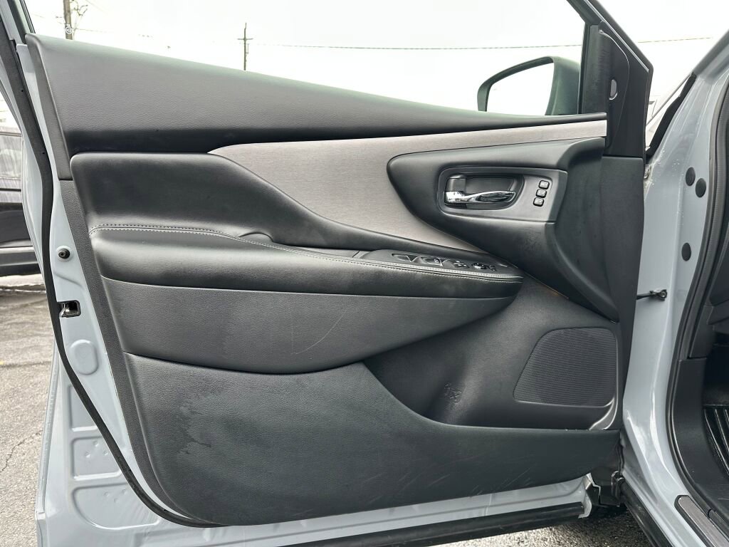 Used 2021 Nissan Murano SL w/ SL Moonroof Package image 9