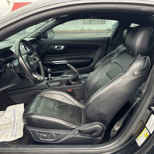 Used 2019 Ford Mustang GT Premium w/ GT Performance Package RWD image 13
