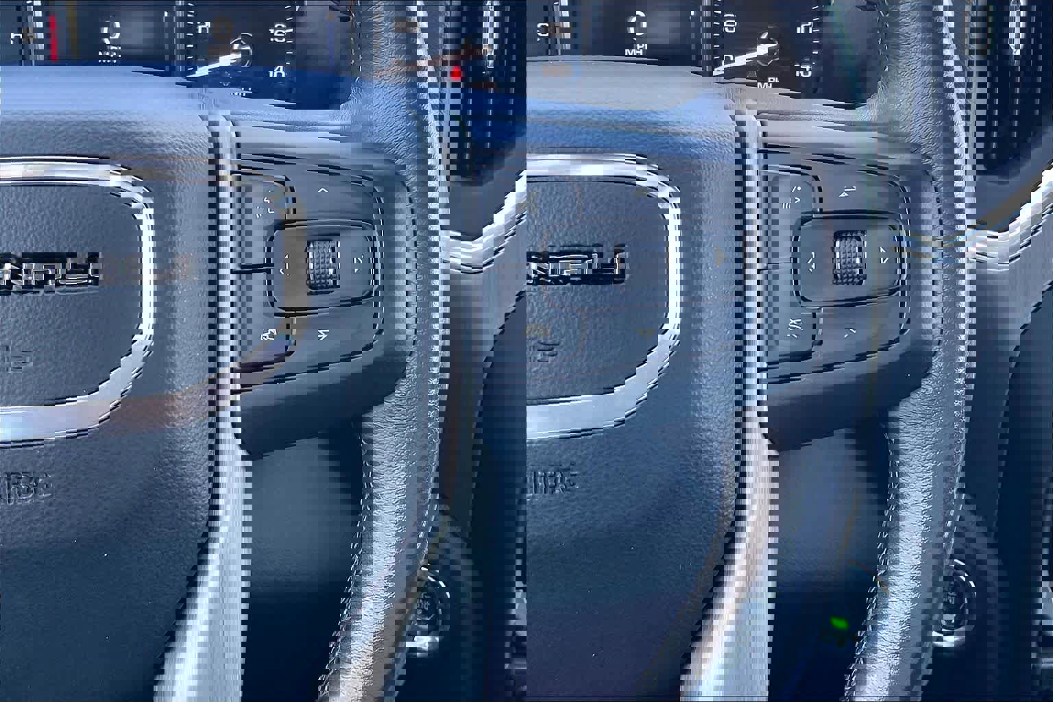 Certified 2022 GMC Sierra 2500 Denali w/ Denali Ultimate Package image 25