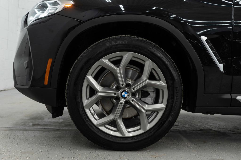 Used 2025 BMW X4 xDrive30i image 37