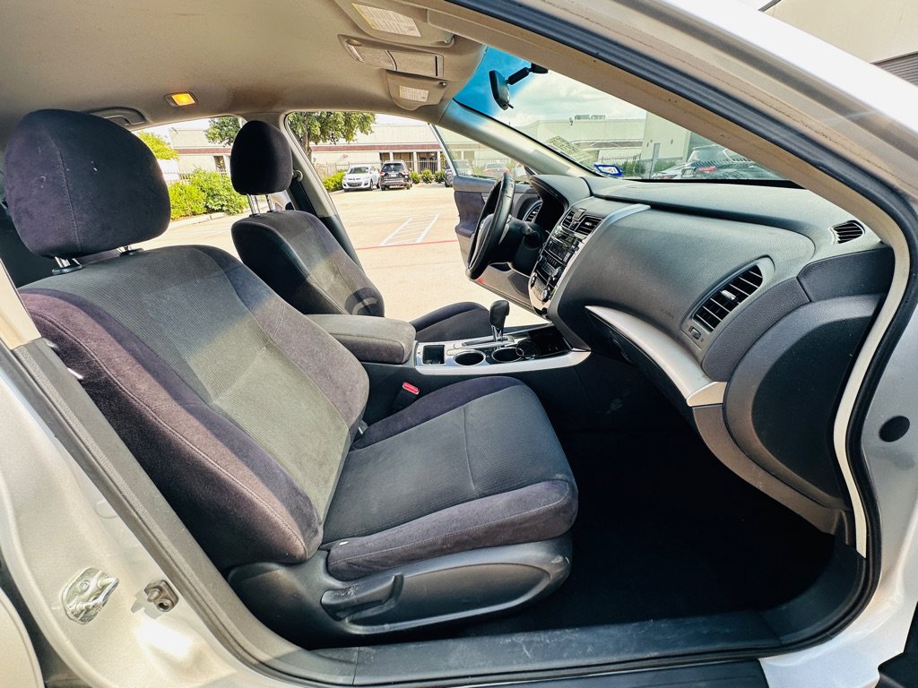Used 2013 Nissan Altima 2.5 S FWD image 18