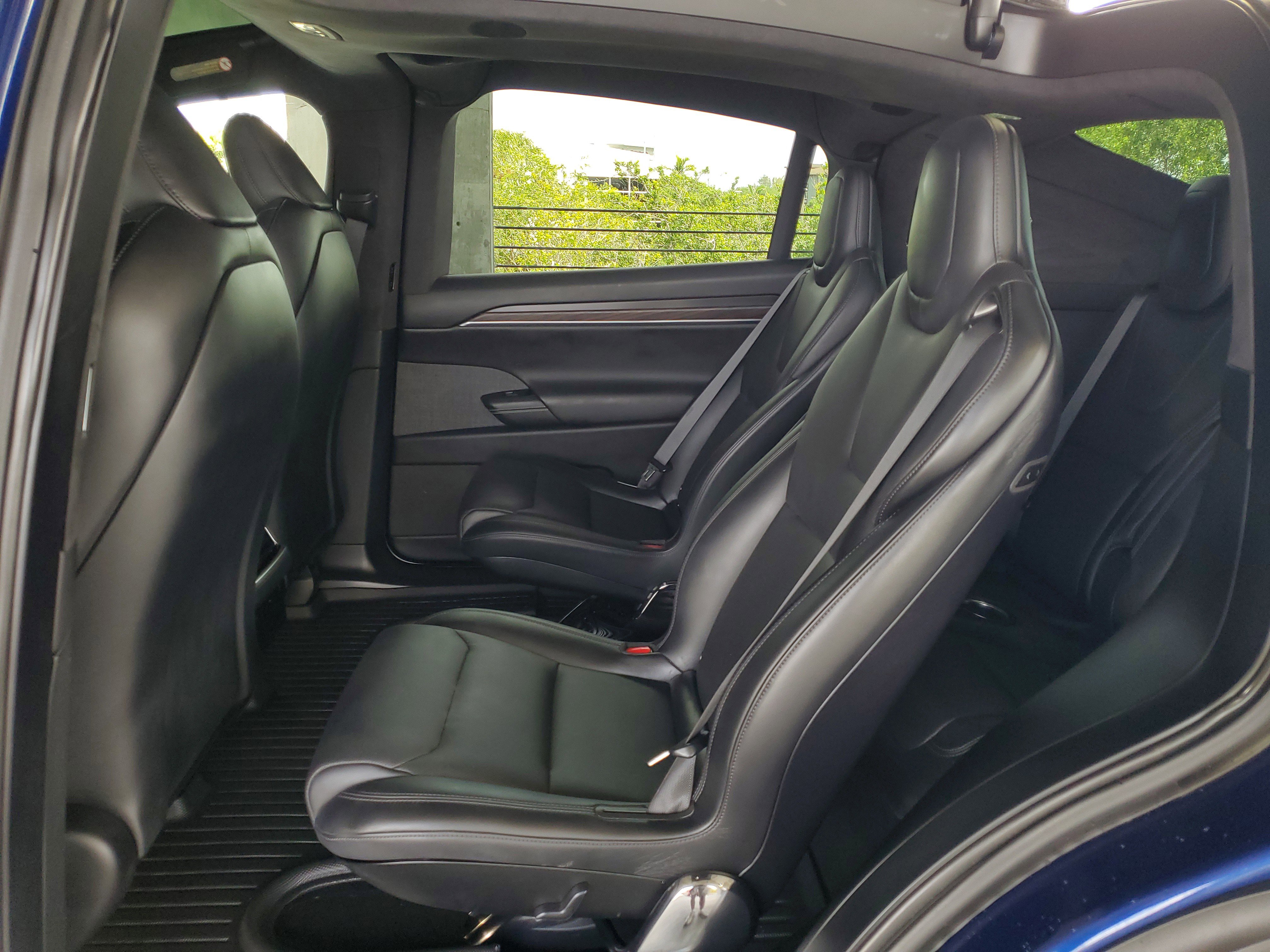 Used 2022 Tesla Model X image 8