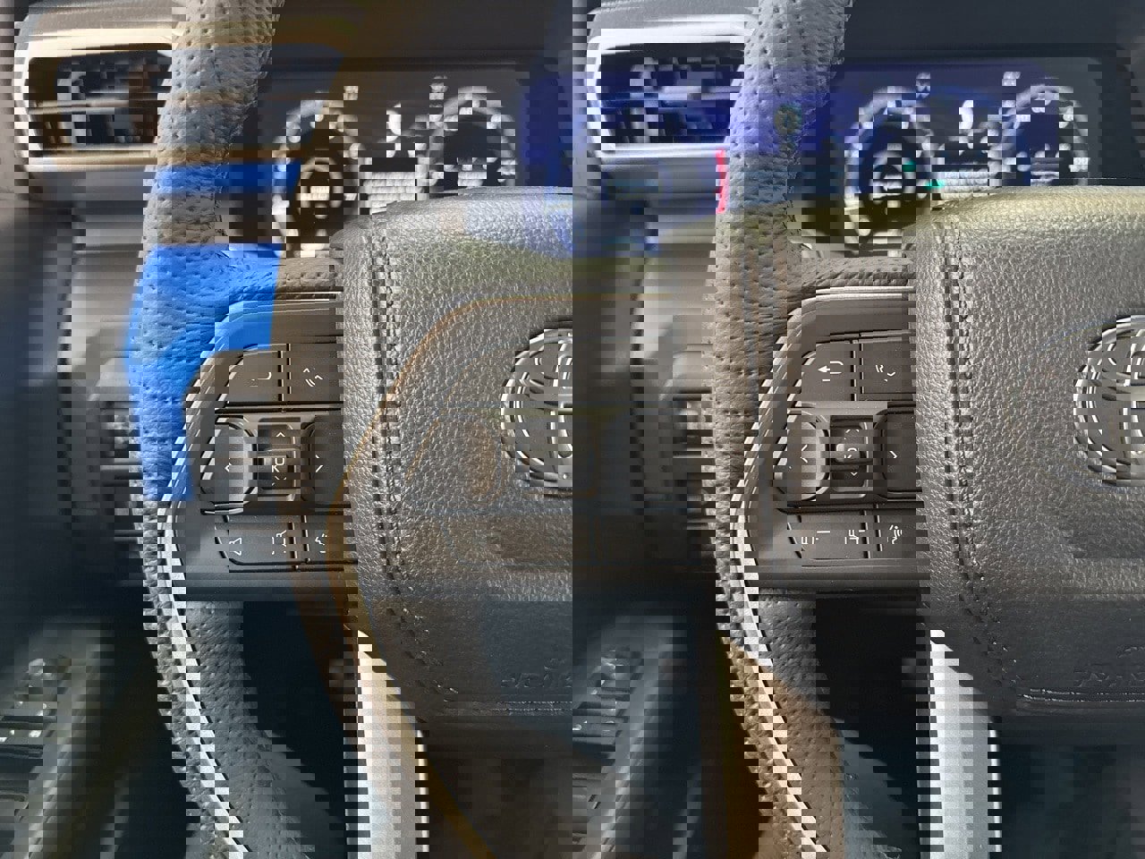 New 2025 Toyota Tacoma TRD Sport image 18