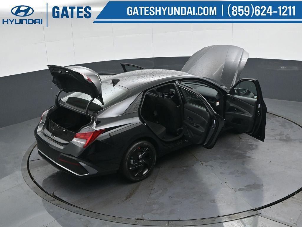 New 2026 Hyundai Elantra SEL FWD image 47