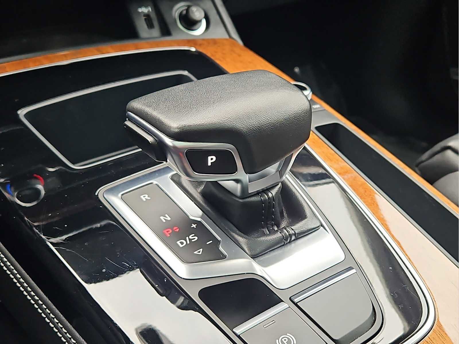 Certified 2023 Audi Q5 e Premium Plus w/ Premium Plus Package image 32