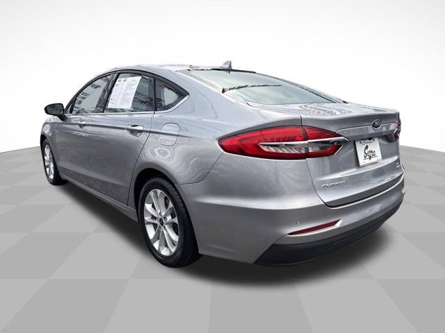 Used 2020 Ford Fusion SE FWD image 7